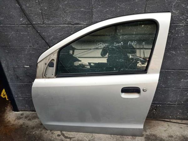 PORTE AVANT GAUCHE NISSAN - Vue 1